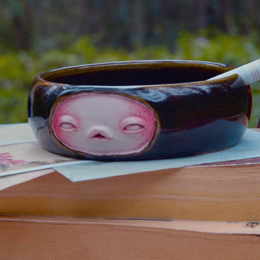 Ghost ashtray